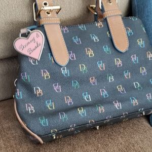 Dooney & Bourke